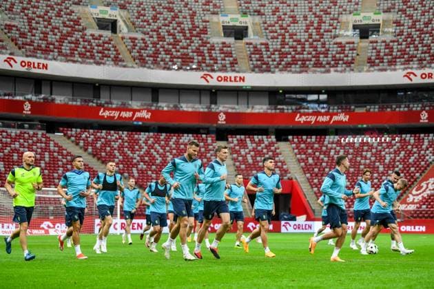 WARSZAWA 06.06.2024 TRENING REPREZENTACJI UKRAINY PRZED MECZEM POLSKA-UKRAINA --- UKRAINE FOOTBALL national team, Nationalteam TRAINING IN WARSAW BEFORE THE MATCH POLAND - UKRAINE ANDRIJ JARMOLENKO SERHIJ SYDORCZUK FOT. JACEK PRONDZYNSKI FOTOPYK NEWSPIX.PL --- Newspix.pl  240606JAC058