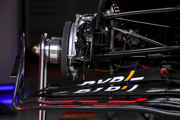 Red Bull Racing RB20, mechanical detail brakes, freins, during the Formula 1 AWS Grand Prix du Canada 2024, 9th round of the 2024 Formula One World Championship, WM, Weltmeisterschaft from June 07 to 09, 2024 on the Circuit Gilles Villeneuve, in MontrÃ al, Canada - F1 - CANADIAN GRAND PRIX 2024 DPPI Panoramic  240606_R09_CANADA_DP_EA028624