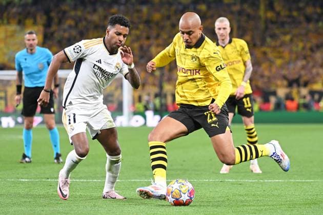 London, Wembley Stadium, 01.06.24, GER, Herren, UEFA Champions League, Finale, Saison 2023-2024, Borussia Dortmund - Real Madrid Bild: v.li. im Zweikampf RODRYGO (Real Madrid) und Donyell MALEN (Dortmund) Only for editorial use! UEFA regulations prohibit any use of photographs as image sequences and or quasi-video. England Großbritannien