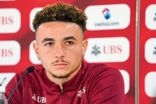 St. Gallen, Schweiz: Pressekonferenz der Schweizer Nationalmannschaft mit Nati-Trainer Murat Yakin und Nationalspieler Ruben Vergas vor dem letzten Testspiel gegen Österreich. UEFA EURO, EM, Europameisterschaft,Fussball 2024, Fußball, Länderspiel, Medienkonferenz, PK, Kybunpark Copyright: xJoeranxSteinsiekx