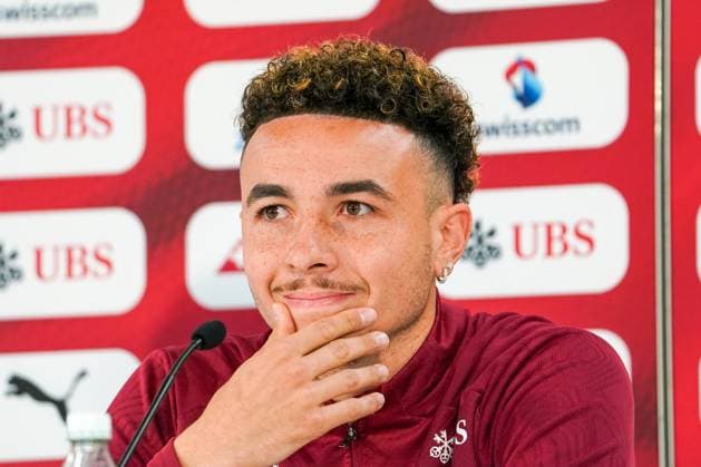 St. Gallen, Schweiz: Pressekonferenz der Schweizer Nationalmannschaft mit Nati-Trainer Murat Yakin und Nationalspieler Ruben Vergas vor dem letzten Testspiel gegen Österreich. UEFA EURO, EM, Europameisterschaft,Fussball 2024, Fußball, Länderspiel, Medienkonferenz, PK, Kybunpark Copyright: xJoeranxSteinsiekx