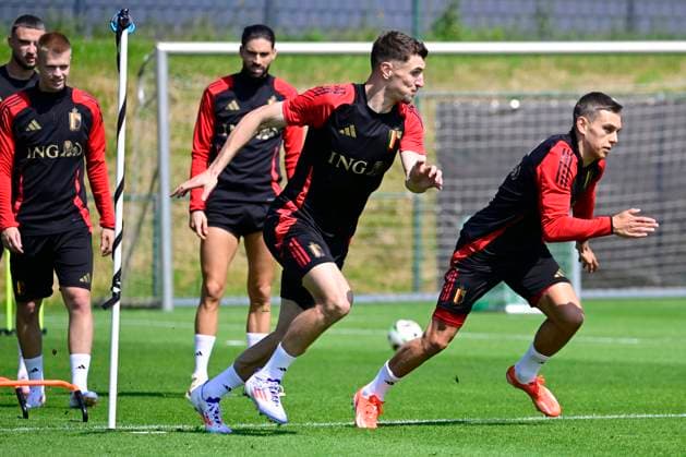 Media Activities of the Belgian National Football team - 20240607 TUBIZE, BELGIUM - JUNE 07 : Meunier Thomas defender of Belgium and Trossard Leandro forward of Belgium during a training session prior to the UEFA EURO, EM, Europameisterschaft,Fussball 2024 European Football Championship at the Belgian National Football center on June 07, 2024 in Tubize, Belgium, 07 06 2024 Tubize Belgium  Copyright: x Creator x