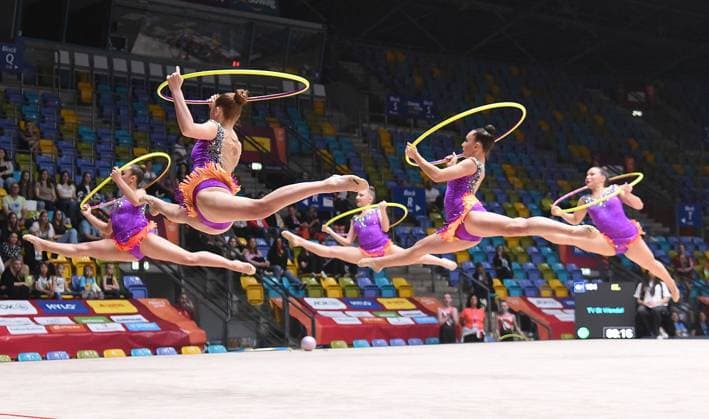 Bilder des Jahres 2024, Sport 06 Juni Sport Themen der Woche KW23 Sport Bilder des Tages 07.06.2024, xhbx, Turnen Deutsche Meisterschaften 2024 RSG, Rhythmische Sportgymnastik - Gruppe Gerätefinals emspor, v.l. Gruppe, Mannschaft TV St. Wendel Übungen mit dem Reifen (DFL DFB REGULATIONS PROHIBIT ANY USE OF PHOTOGRAPHS as IMAGE SEQUENCES and or QUASI-VIDEO) Frankfurt am Main *** 07 06 2024, xhbx, Turnen Deutsche Meisterschaften 2024 RSG, Rhythmische Sportgymnastik Gruppe Gerätefinals emspor, v l Gruppe, Mannschaft TV St Wendel Übungen mit dem Reifen DFL DFB REGULATIONS PROHIBIT ANY USE OF PHOTOGRAPHS as IMAGE SEQUENCES and or QUASI VIDEO Frankfurt am Main