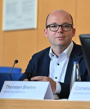 07.06.2024 - Medientermin Pressetermin der Stadt Nürnberg 1. FC Nürnberg FCN - Pressekonferenz Entwicklung des Stadions und des Stadionareals - Max-Morlock-Stadion - - xwoxzix - Thorsten Brehm ( Stadtkämmerer Stadt Nürnberg )