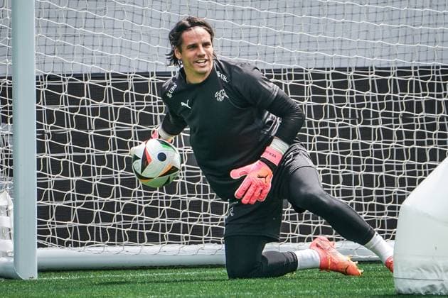 Fussball - St. Gallen, Schweiz: Abschusstraining Nationalteam Schweiz. Training vor dem letzten Testspiel gegen Österreich im Kybunpark. SUI, AUT, Freundschaftsspiel, UEFA EURO, EM, Europameisterschaft,Fussball 2024, Nati Suisse: Torhüter Yann Sommer St. Gallen Kybunpark Schweiz Copyright: xJoeranxSteinsiekx