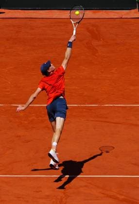 Jannik Sinner reaching a reverse overhead and goes on to win the point to edge him closer to the first set French Open Tennis, Day 13, Tennis, Roland Garros, Paris, France - 07 June 2024  Copyright: xJavierxGarcia Shutterstockx 14523806m