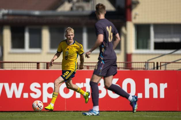 240607 Melker Widell of Sweden during the under-21 International Friendly, Länderspiel, Nationalmannschaft football match between Sweden and England on June 7, 2024 in Zagreb. Photo: Nikola Krstic BILDBYRAN COP 307 NK0014 fotboll football soccer fotball träningslandskamp international friendly sverige sweden england bbeng U21, U 21 under-21 Copyright: NIKOLAxKRSTIC BB240607BB669