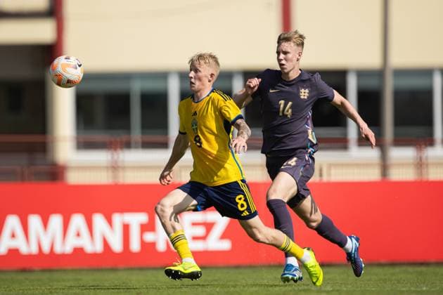 240607 Melker Widell of Sweden and Kaelan Casey of England during the under-21 International Friendly, Länderspiel, Nationalmannschaft football match between Sweden and England on June 7, 2024 in Zagreb. Photo: Nikola Krstic BILDBYRAN COP 307 NK0014 fotboll football soccer fotball träningslandskamp international friendly sverige sweden england bbeng U21, U 21 under-21 Copyright: NIKOLAxKRSTIC BB240607BB685