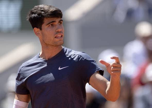Carlos Alcaraz of Spain frustrated French Open Tennis, Day 13, Tennis, Roland Garros, Paris, France - 07 June 2024  Copyright: xEllaxLing Shutterstockx 14523807n