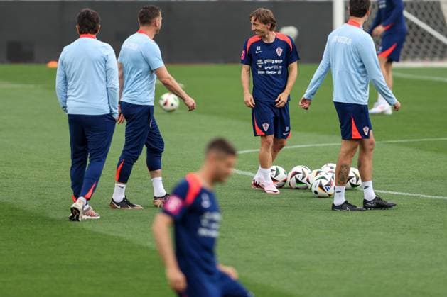 Training of the Croatian football team Luka Modric during the Training of the Croatian football team ahead of tomorrow s friendly match against Portugal at the Nacionale stadium in Lisbon, Portugal June 7, 2024 IgorxKralj PIXSELL