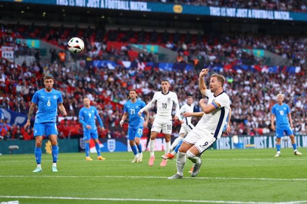 England v Iceland 07 June 2024, London - International Friendly, Länderspiel, Nationalmannschaft Football - England v Iceland - Harry Kane of England misses from close range - Photo: Jacques Feeney Offside. London UK Copyright: xJacquesxFeeneyx xOffsidexOffside