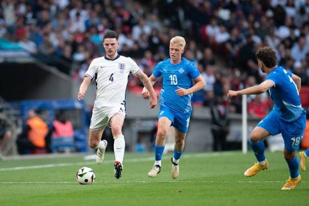 Declan Rice of England plays a pass during the international match, Länderspiel, Nationalmannschaft between England and Iceland at Wembley Stadium, London, England on 7 June 2024. Copyright: xGrantxWinterx 41140024