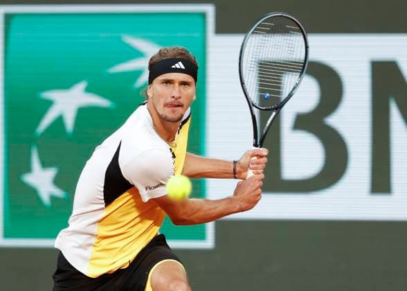 Alexander Zverev (GER), Halbfinale, Semi Final Tennis - French Open 2024 - Roland Garros - Paris - - France - 7 June 2024. Copyright: xJuergenxHasenkopfx