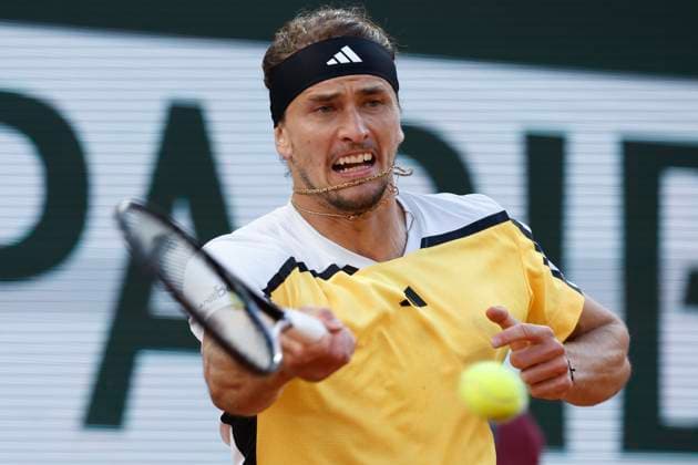 June 7, 2024, Paris, Paris, France: June 7 2024, Paris, Paris, Alexander Zverev of Germany In action during the tennis Grand Slam of Roland Garros 2024, day 13, match between Casper Ruud of Norway and Alexander Zverev of Germany at Roland Garros Stadium - on jjune 7 2024.Paris - France Paris France - ZUMAb253 20240607_zsp_b253_169 Copyright: xLoicxBaratouxx