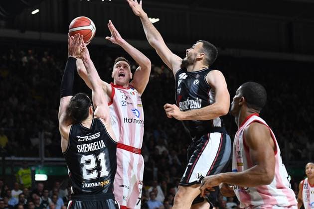 Johannes Voigtmann Virtus Segafredo Bologna - EA7 Emporio Armani Olimpia Milano LBA Legabasket Serie A Unipol SAI 2023 2024 Playoff - Finale - Gara 1 Bologna 06 06 2024 Foto Marco Donati Ciamillo-Casoria Bologna Segafredo Arena Bologna Italia  Copyright: xMarcoxDonatix