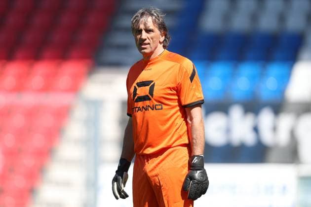 Claus Reitmaier schaut, Charity Event, Big Charity Cup 2024, Grotenburg Stadion am 08. June 2024 in Krefeld, Deutschland. (Foto von Oliver Kaelke DeFodi Images) Claus Reitmaier looks on, Charity Event, Big Charity Cup 2024, Grotenburg Stadion on June 8, 2024 in Krefeld, Germany. (Photo by Oliver Kaelke DeFodi Images) Defodi-678_2024_06_08_OK_bigcha_0102 *** Claus Reitmaier looks on, Charity Event, Big Charity Cup 2024, Grotenburg Stadion on June 08, 2024 in Krefeld, Germany Photo by Oliver Kaelke DeFodi Images Claus Reitmaier looks on, Charity Event, Big Charity Cup 2024, Grotenburg Stadion on June 8, 2024 in Krefeld, Germany Photo by Oliver Kaelke DeFodi Images Defodi 678 2024 06 08 OK bigcha 0102 Defodi-678