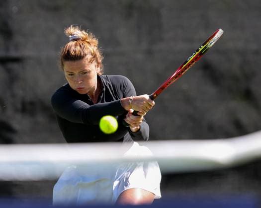 Rothesay Open Nottingham Day One Sarah Beth Gray (GBR) in the Qualifying Round of the Rothesay Open Nottingham Day One at Lexus Nottingham Tennis Centre, Nottingham Copyright: xAndyxSumnerx FIL-20255-0111 UK Newspapers OUT