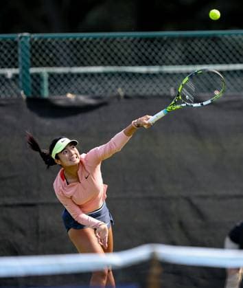 Rothesay Open Nottingham Day One Alexandra Eala (PHI) in the Qualifying Round of the Rothesay Open Nottingham Day One at Lexus Nottingham Tennis Centre, Nottingham Copyright: xAndyxSumnerx FIL-20255-0115 UK Newspapers OUT