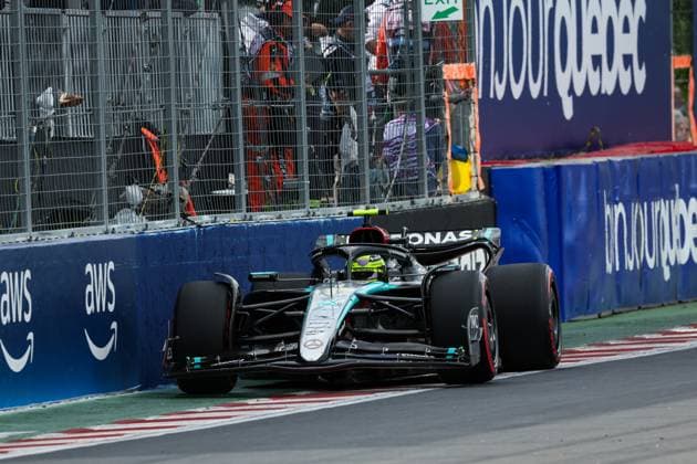 44 HAMILTON Lewis (gbr), Mercedes AMG F1 Team W15, action during the Formula 1 AWS Grand Prix du Canada 2024, 9th round of the 2024 Formula One World Championship, WM, Weltmeisterschaft from June 07 to 09, 2024 on the Circuit Gilles Villeneuve, in MontrÃ al, Canada - F1 - CANADIAN GRAND PRIX 2024 DPPI Panoramic  240608_R09_CANADA_DP_FGOO5850
