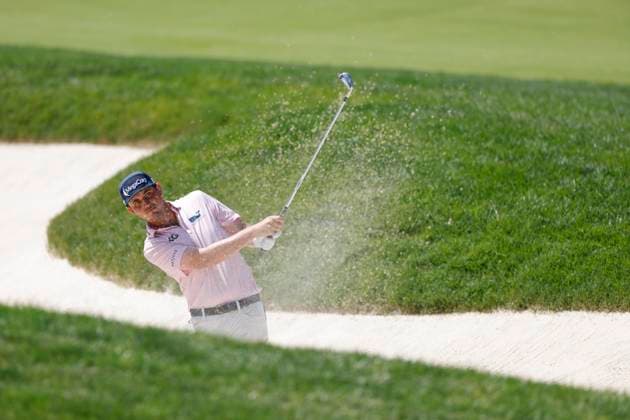 DUBLIN, OH - JUNE 08: J.T. Poston (USA) plays a shot from a fairway bunker at the 18th hole during the third round of the Memorial Tournament presented by Workday at Muirfield Village Golf Club on June 08, 2024 in Dublin, Ohio. (Photo by Joe Robbins Icon Sportswire) GOLF: JUN 08 PGA, Golf Herren the Memorial Tournament presented by Workday EDITORIAL USE ONLY Icon5732406080493