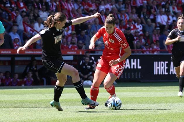 DEU, Region, Frauen, 1.FC Union vs. Henstedt-Ulzburg, 09.06.2024, Stadion Alte Foersterei, Berlin, DEU, Region, Frauen, 1.FC Union vs. Henstedt-Ulzburg, im Bild:Anouk Blaschka(1.FC Union Berlin 22), Liv Rike Fuss (Henstedt-Ulzburg 21) DFL - regulations prohibit any use of Photographs as image sequences and or quasi-video Foto: Juergen Engler nordphoto GmbH