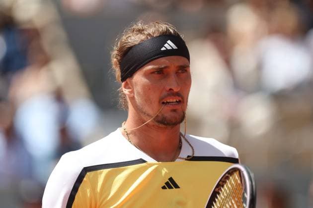 ROLAND GARROS PHOTOPQR LE PARISIEN Le Parisien Arnaud Journois ; PARIS ; 09 06 2024 ; TENNIS , ROLAND GARROS 2024 , SIMPLE MESSIEURS , COURT PHILIPPE CHATRIER 09 06 2024 FINALE CARLOS ALCARAZ vs ALEXANDER ZVEREV PHOTO LE PARISIEN ARNAUD JOURNOIS French Tennis Open in Roland Garros in Paris on June 9, 2024