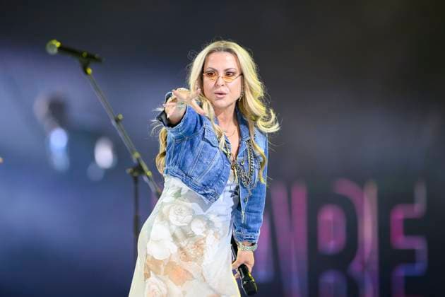 Sport Themen der Woche KW23 Sport Bilder des Tages ANASTACIA (USA SAEngerin) auf der Buehne vor dem Finale, Handball Champions League Final Four, Finale, Aalborg Handbold (AH) vs. Barcelona (Barca), am 09.06.2024 in Koeln Deutschland. Â *** ANASTACIA USA SAEngerin on stage before the final, Handball Champions League Final Four, Final, Aalborg Handbold AH vs Barcelona Barca , on 09 06 2024 in Cologne Germany Â