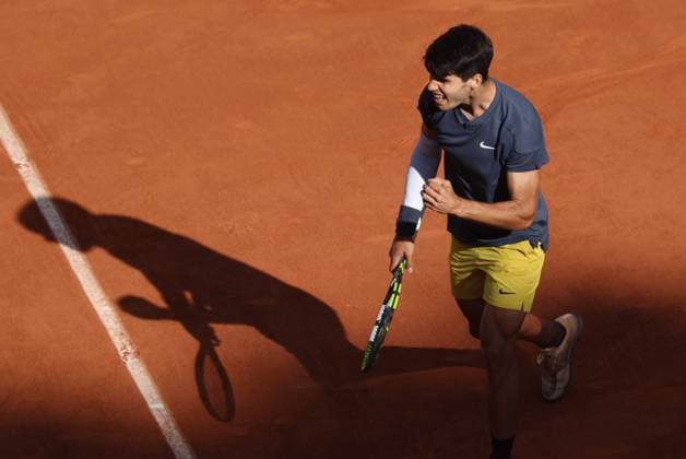 Sport Bilder des Tages ROLAND GARROS PHOTOPQR LE PARISIEN Le Parisien Arnaud Journois ; PARIS ; 09 06 2024 ; TENNIS , ROLAND GARROS 2024 , SIMPLE MESSIEURS , COURT PHILIPPE CHATRIER 09 06 2024 FINALE CARLOS ALCARAZ vs ALEXANDER ZVEREV PHOTO LE PARISIEN ARNAUD JOURNOIS French Tennis Open in Roland Garros in Paris on June 9, 2024