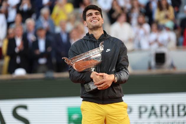 ROLAND GARROS PHOTOPQR LE PARISIEN Le Parisien Arnaud Journois ; PARIS ; 09 06 2024 ; TENNIS , ROLAND GARROS 2024 , SIMPLE MESSIEURS , COURT PHILIPPE CHATRIER 09 06 2024 FINALE CARLOS ALCARAZ vs ALEXANDER ZVEREV PHOTO LE PARISIEN ARNAUD JOURNOIS French Tennis Open in Roland Garros in Paris on June 9, 2024