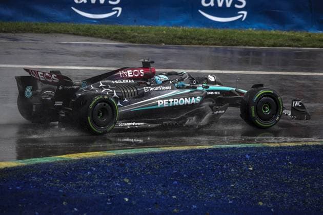 63 RUSSELL George (gbr), Mercedes AMG F1 Team W15, action during the Formula 1 AWS Grand Prix du Canada 2024, 9th round of the 2024 Formula One World Championship, WM, Weltmeisterschaft from June 07 to 09, 2024 on the Circuit Gilles Villeneuve, in MontrÃ al, Canada - F1 - CANADIAN GRAND PRIX 2024 DPPI Panoramic  240609_R09_CANADA_DP_XB3_5329
