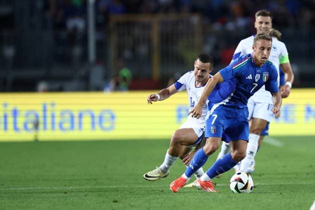 Davide Frattesi (Italy) controls the ball, Friendly match, Italy - Bosnia and Herzegovina, Stadio Stadio Carlo Castellani, June 9, 2024, Empoli, Italy.