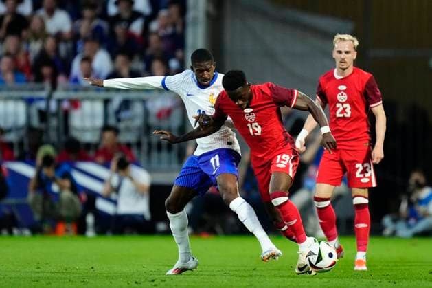 France v Canada - International Friendly, Länderspiel, Nationalmannschaft Ousmane Dembele right winger of France and Paris Saint-Germain and Alphonso Davies left-back of Canada and Bayern Munich compete for the ball during the friendly match between France and Canada at Nouveau Stade Bordeaux on June 9, 2024 in Bordeaux, France. Bordeaux France  Copyright: xJosexBretonx originalFilename:breton-francevc240609_npmHf.jpg