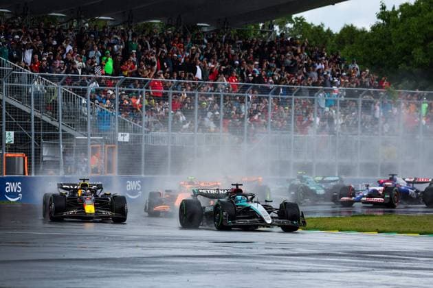 63 RUSSELL George (gbr), Mercedes AMG F1 Team W15, 01 VERSTAPPEN Max (nld), Red Bull Racing RB20, 04 NORRIS Lando (gbr), McLaren F1 Team MCL38, action during the Formula 1 AWS Grand Prix du Canada 2024, 9th round of the 2024 Formula One World Championship, WM, Weltmeisterschaft from June 07 to 09, 2024 on the Circuit Gilles Villeneuve, in Montrà al, Canada - F1 - CANADIAN GRAND PRIX 2024 DPPI Panoramic 240609_R09_CANADA_DP_FGOO6715