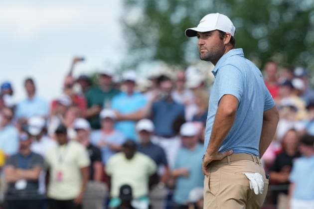 DUBLIN, OH - JUNE 09: Scottie Scheffler looks on while standing on the 18th green after winning the 2024 Memorial Tournament presented by Workday on June 9, 2024 at Muirfield Village Golf Club in Dublin, Ohio. (Photo by Jason Mowry Icon Sportswire) GOLF: JUN 09 PGA, Golf Herren the Memorial Tournament presented by Workday EDITORIAL USE ONLY Icon240609014