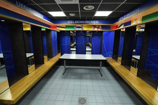 UEFA EURO, EM, Europameisterschaft,Fussball 2024 - Stadium Open Media Days am 10.06.2024 in der Arena AufSchalke in Gelsenkirchen Umkleidekabine in der Arena AufSchalke