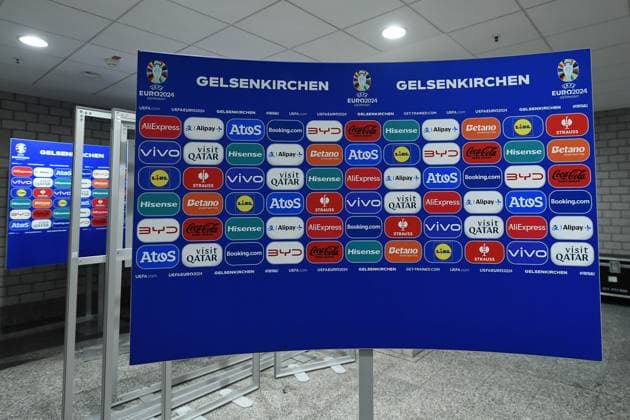 UEFA EURO, EM, Europameisterschaft,Fussball 2024 - Stadium Open Media Days am 10.06.2024 in der Arena AufSchalke in Gelsenkirchen Werbewand in der Mixed Zone