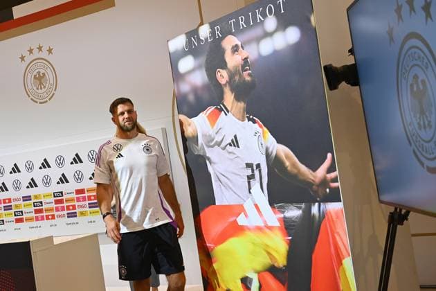 Niclas FUELLKRUG (GER), Einzelbild,angeschnittenes Einzelmotiv,Halbfigur,halbe Figur. Pressekonferenz, Deutsche Fussball Nationalmannschaft,Trainingslager in Herzogenaurach am 10.06.2024