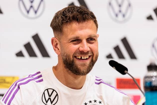 Trainingslager Vorbereitung UEFA EURO 2024 Deutschland; 10.06.2024 Niclas Füllkrug (Deutschland, 9) lacht, lachend Trainingslager Vorbereitung UEFA EURO 2024 Deutschland - Pressekonferenz; HerzoBase, Herzogenaurach am 10.06.2024 Copyright: xBEAUTIFULxSPORTS Wunderlx