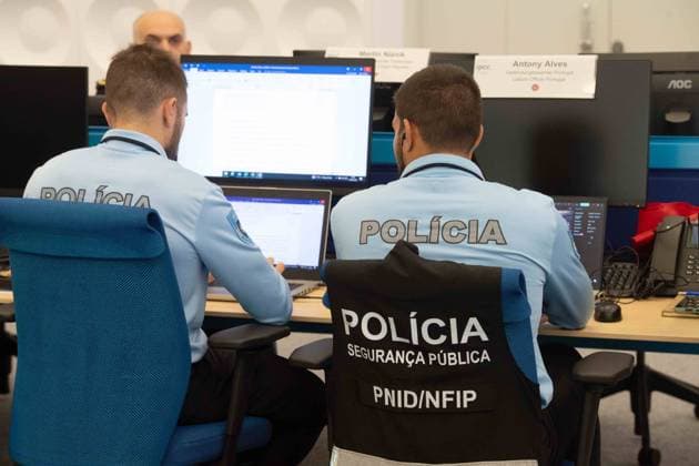 Das IPCC in Neuss, Innenansicht, allgemein, feature, Randmotiv, Symbolfoto Eroeffnung des IPCC International Police cooperation Center fuer die UEFA Fussball Europameisterschaft 2024, , Neuss, am 10.06.2024. Â
