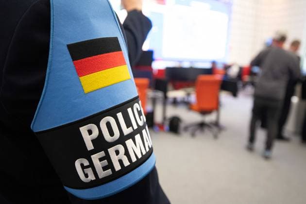 Das IPCC in Neuss, Innenansicht, allgemein, feature, Randmotiv, Symbolfoto Eroeffnung des IPCC International Police cooperation Center fuer die UEFA Fussball Europameisterschaft 2024, , Neuss, am 10.06.2024. Â