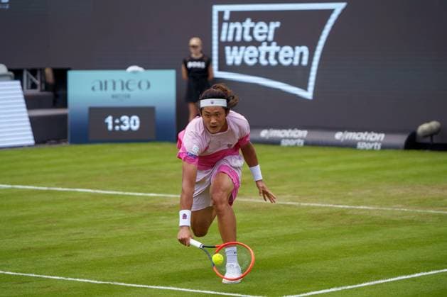 BOSS Open ATP, Tennis Herren 250 2024; Stuttgart, 10.06.2024 Zhizhen Zhang (CHN, China); Erste Runde BOSS Open 2024, ATP 250, Anlage des TC Weissenhof am 10.06.2024, Stuttgart. Copyright: xBEAUTIFULxSPORTSx Pajonkx