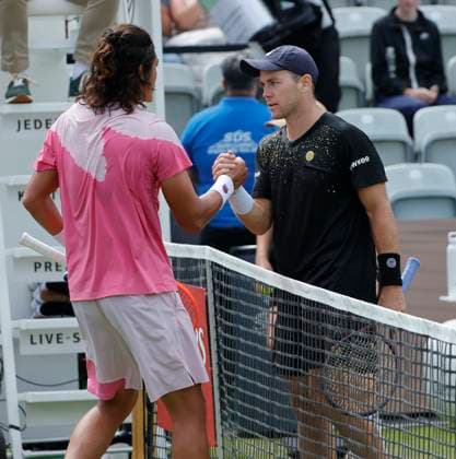 10.06.2024, Boss Open 2024, ATP, Tennis Herren Tour 250, TC Weissenhof Stuttgart, Tennis, im Bild: Dominik Koepfer (GER) Sieger vs Zhizhen Zhang (CHN)