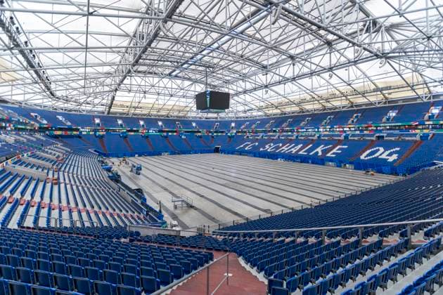 Stadium Open Media Day; Arena AufSchalke Gelsenkirchen, 10.06.2024 Innenansicht der Arena AufSchalke ohne Rasen. Stadium Open Media Day in der Arena AufSchalke in Gelsenkirchen, am 10.06.2024 *** Stadium Open Media Day Arena AufSchalke Gelsenkirchen, 10 06 2024 Interior view of the Arena AufSchalke without grass Stadium Open Media Day in the Arena AufSchalke in Gelsenkirchen, on 10 06 2024 Copyright: xBEAUTIFULxSPORTS Meuselx