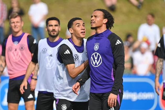 v.re:Leroy Sane (GER), Jamal MUSIALA (GER). Oeffentliches Training, Deutsche Fussball Nationalmannschaft,Trainingslager in Herzogenaurach am 10.06.2024