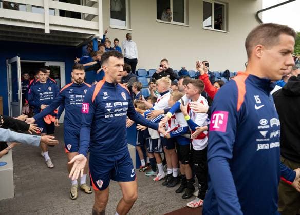 Fussball, Herren, Saison 2023 2024, EM 2024 in Deutschland, Training Kroatien im Volksparkstadion in Neuruppin, Ivan Perisic (Kroatien), 10.06. 2024, Copyright: xMatthiasxKochx