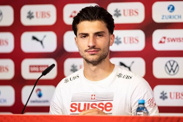 Leonidas Stegiou (Swiss, Schweiz) bei der Pressekonferenz GER, Training Fussball Herren Nationalmannschaft Schweiz, Swiss, UEFA Fussball Europameisterschaft 2024 DFB DFL REGULATIONS PROHIBIT ANY USE OF PHOTOGRAPHS AS IMAGE SEQUENCES AND OR QUASI-VIDEO GER, Training Fussball Herren Nationalmannschaft Schweiz, Swiss, UEFA Fussball Europameisterschaft 2024 Stuttgart Copyright: xEibner-Pressefoto RogerxBuerkex EP