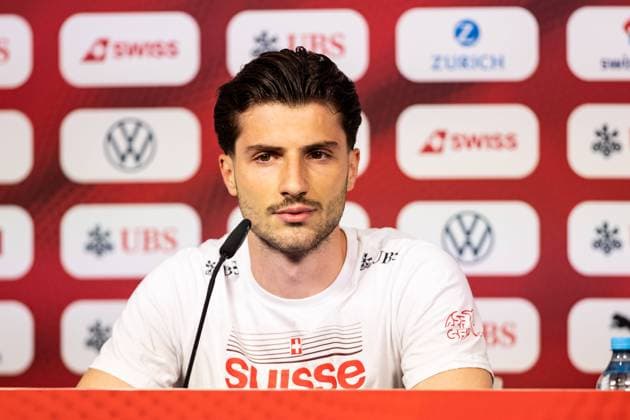 Leonidas Stegiou (Swiss, Schweiz) bei der Pressekonferenz GER, Training Fussball Herren Nationalmannschaft Schweiz, Swiss, UEFA Fussball Europameisterschaft 2024 DFB DFL REGULATIONS PROHIBIT ANY USE OF PHOTOGRAPHS AS IMAGE SEQUENCES AND OR QUASI-VIDEO GER, Training Fussball Herren Nationalmannschaft Schweiz, Swiss, UEFA Fussball Europameisterschaft 2024 Stuttgart Copyright: xEibner-Pressefoto RogerxBuerkex EP