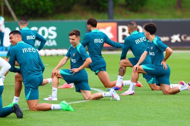 Portugal Fussball Nationalmannschaft, Selecao, 10.06.2024, Training für das Freundschaftsspiel Portugal - Irland ,Vorbereitungsspiel zur Europameisterschaft 2024 , Cristiano Ronaldo (Portugal) , CR7 ,Francisco Conceicao (Portugal) , Vitinha (Portugal) Copyright: FernandoxSoares