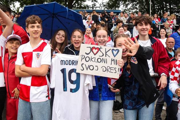 Croatia national team, Nationalteam Training Session Fans are pose for a photo during a Croatia National Team training session at UEFA EURO, EM, Europameisterschaft,Fussball 2024 Croatia base camp in Neuruppin, Germany on June 10, 2024. LukaxStanzl PIXSELL