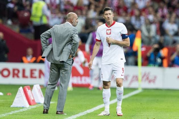 Poland v Turkyie - International Friendly, Länderspiel, Nationalmannschaft Trener Michal Probierz and Robert Lewandowski are playing during the Poland-Turkey friendly match in Warsaw, Poland, on June 10, 2024. Warsaw Poland  Copyright: xFotoxOlimpikx originalFilename:jastrzebowski-polandvs240610_np7Sd.jpg